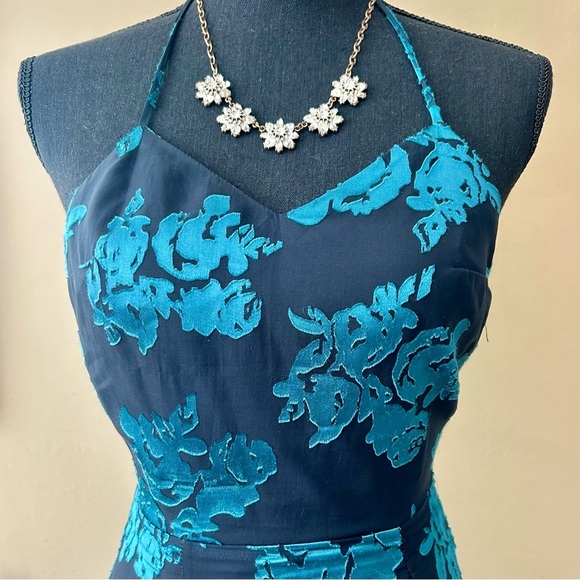 Lovers + Friends Seville Maxi Dress T-Back Jade Blue Black Floral Size XS - Picture 6 of 16